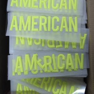 Un bon prix. Tape à encre en relief en silicone en PVC pour vêtements semi-automatique en ligne