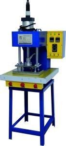 Un bon prix. Machine de gravure thermique 3D semi-automatique pour les tissus ODM en ligne