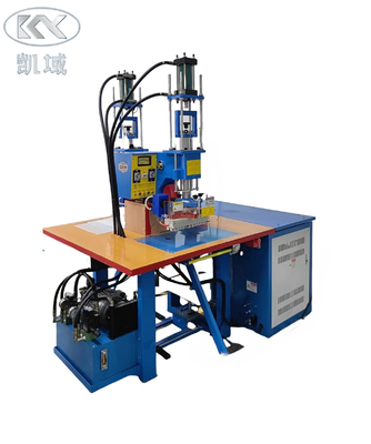 Machine de gravure à haute fréquence pour la production d'étiquettes de vêtements