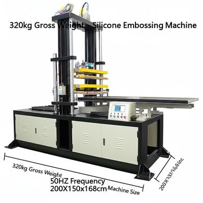 Un bon prix. 320kg Gross Weight Silicone Embossing Machine 50HZ Frequency 200X150x168cm Machine Size en ligne