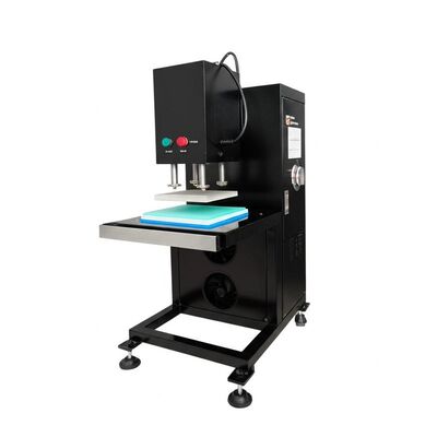 Un bon prix. Machine de gaufrage silicone 2,5 kW offrant une tension de 110 V 220 V et une plage de température de 0 °C à 300 °C pour le gaufrage précis de la surface en silicone en ligne