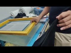 Étiquette en relief